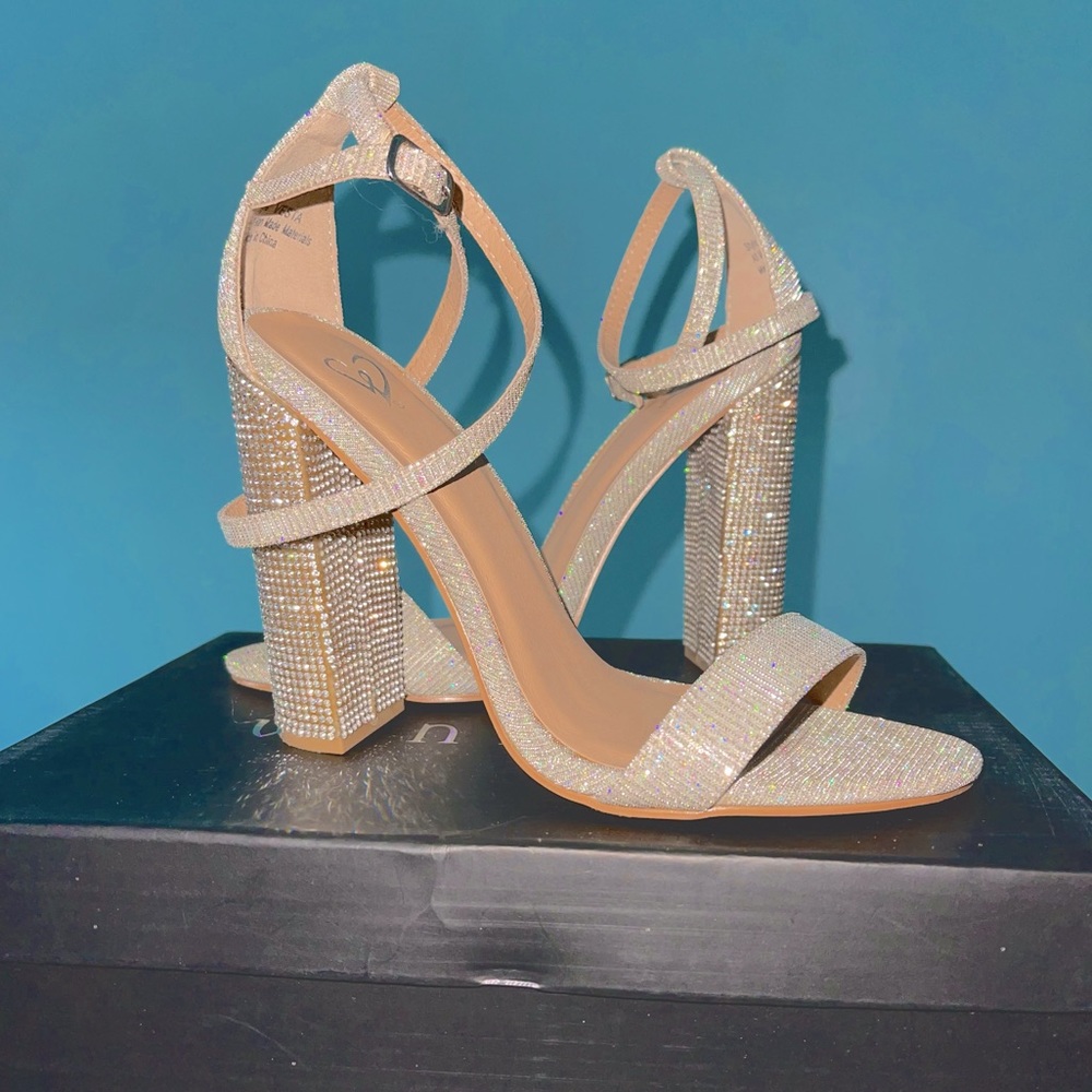 Rhinestone Heels 💎